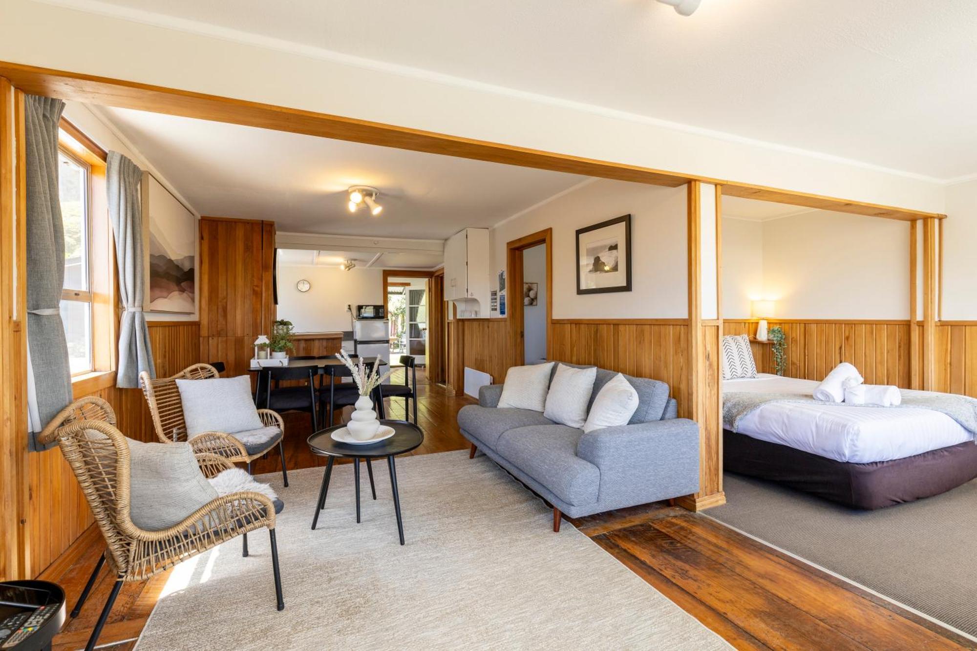Punakaiki Beachfront Motels Exteriör bild